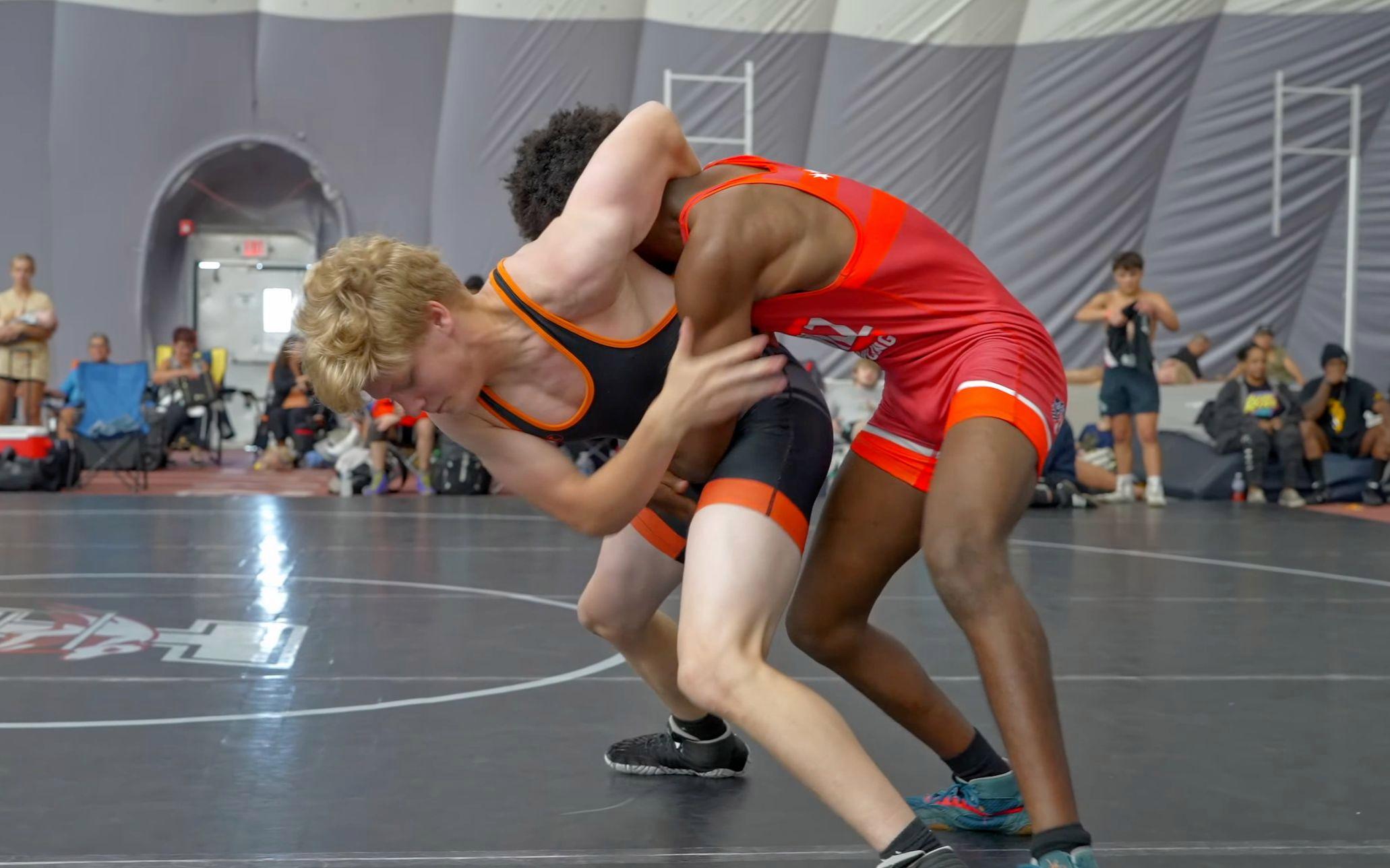 多米体育官方网站-比赛中的两支队伍用英语怎么说